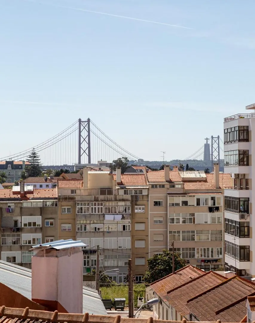 Lisbon Nest 2Br Daire Portekiz