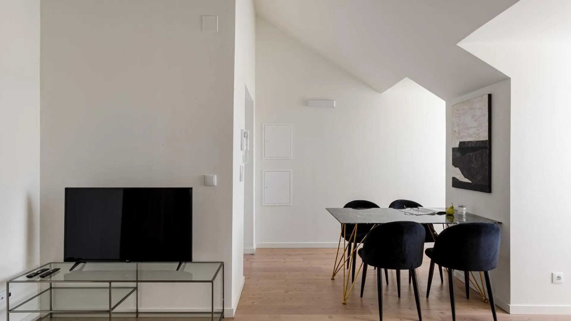 Lisbon Nest 2Br Daire